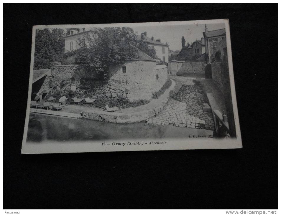 Orsay : L´  Abreuvoir Et Le Lavoir. - Orsay