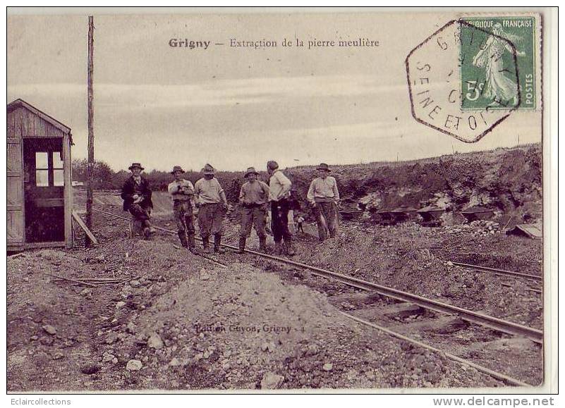 Grigny.....Carrière De Pierre Meulière - Grigny