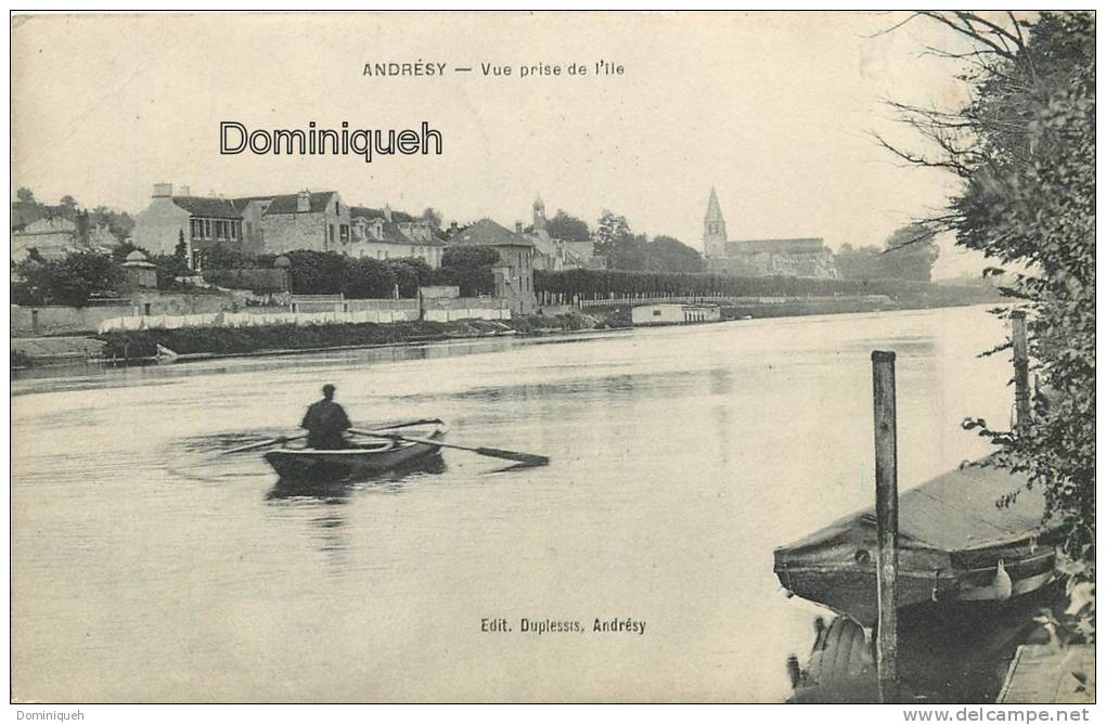 Vue Prise De L'île  Barque - Andresy