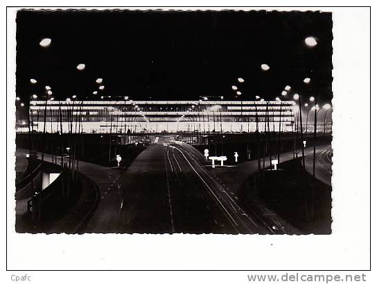 Carte 1955 AEROPORT DE PARIS ORLY / Installations Terminales ,vues De Nuit - Aéroports De Paris