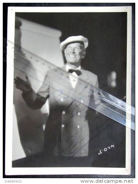 Photo Maurice Chevalier  Dédicacée Pour Le Casino De Paris - Fotos Dedicadas