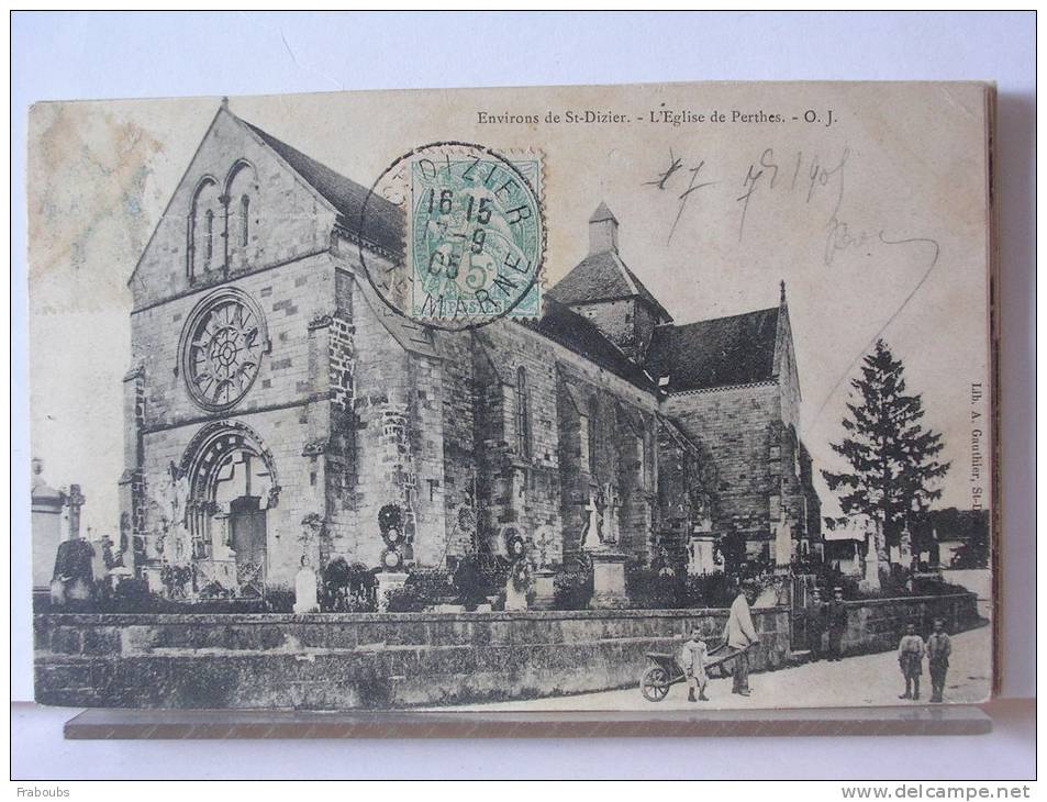 (52) - L´ EGLISE DE PERTHES - ANIMEE - 1905 - Autres & Non Classés