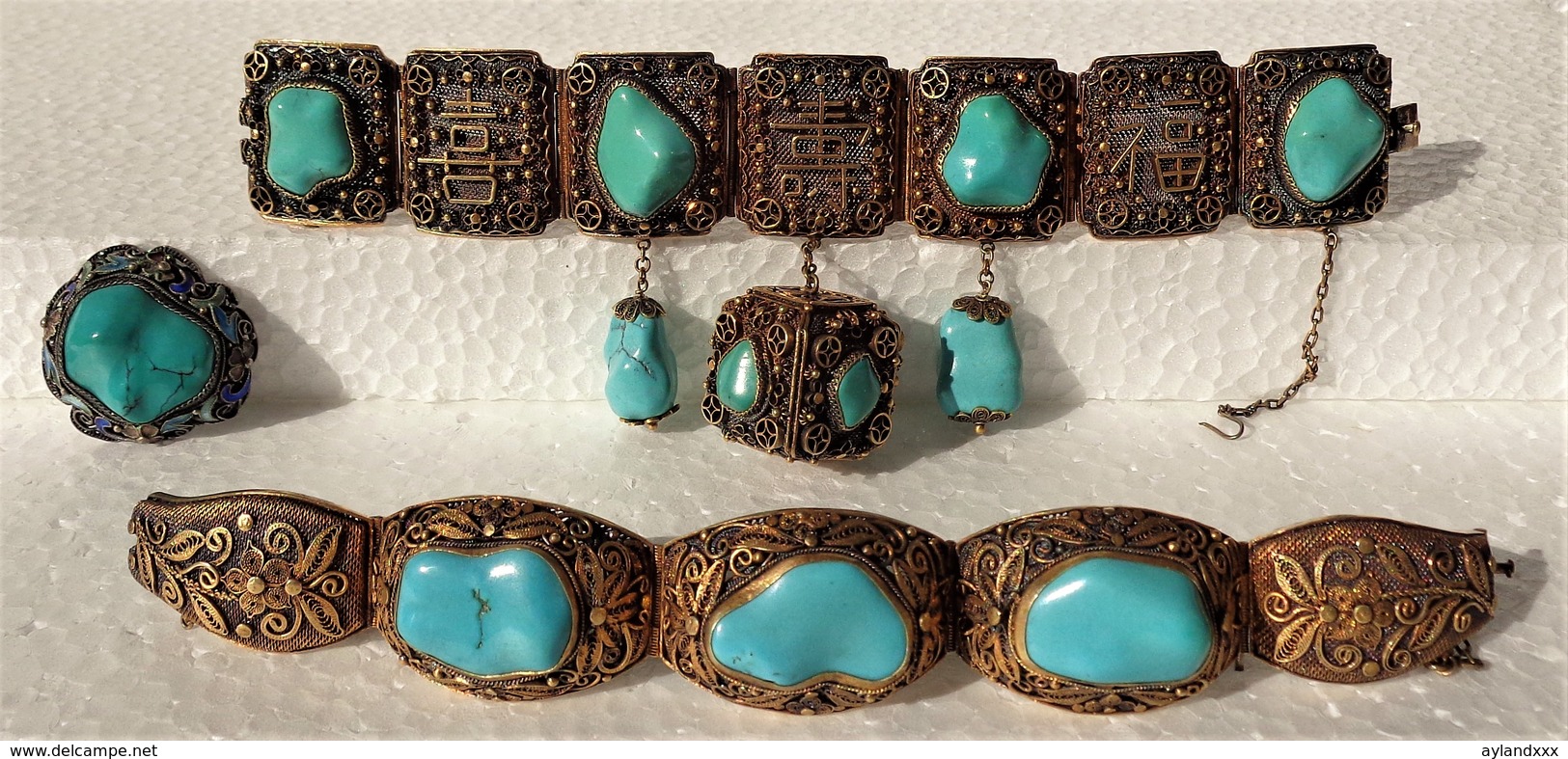 CINA (China): Fine And Old Chinese Silver & Turquoise Bracelets And Pin With Box - Arte Orientale