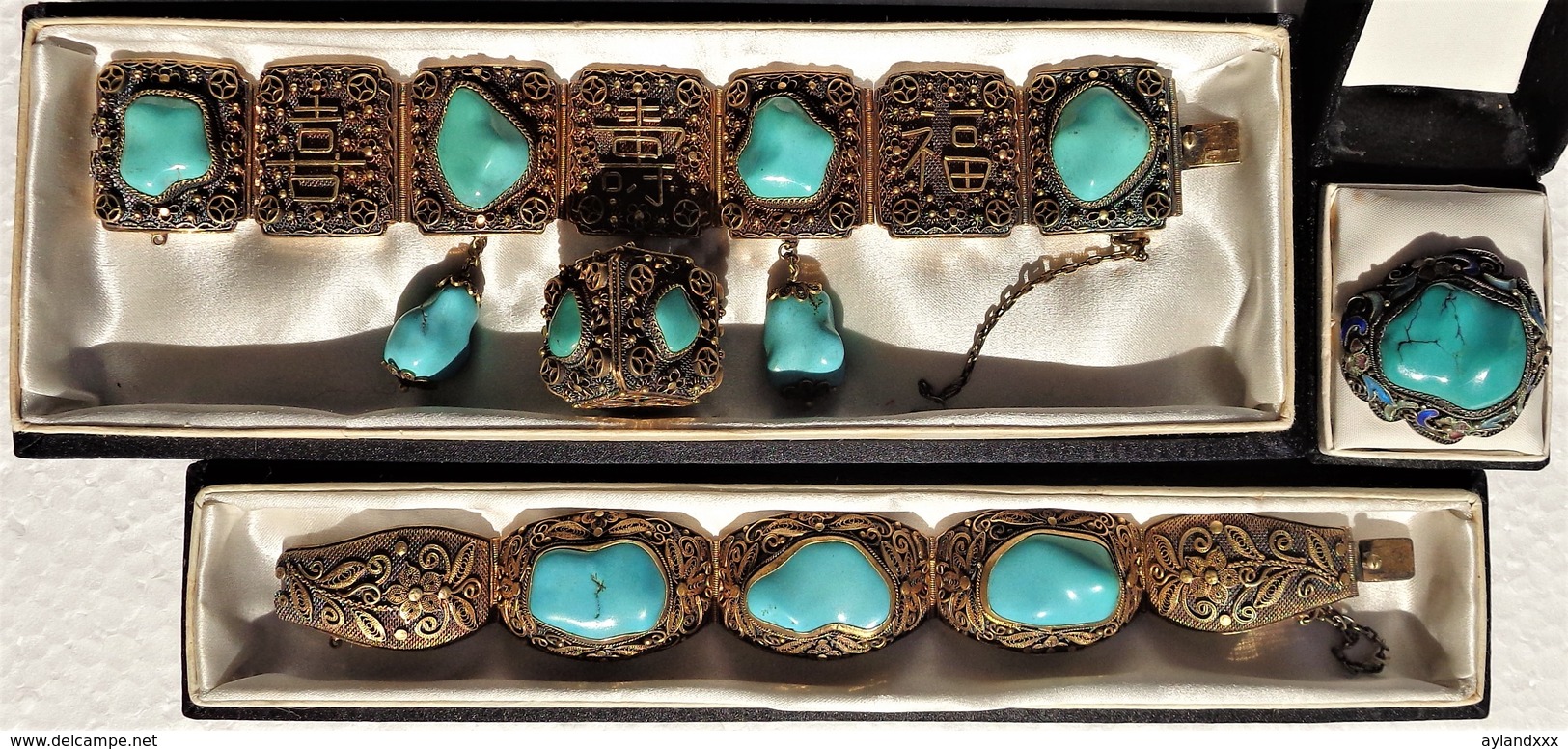 CINA (China): Fine And Old Chinese Silver & Turquoise Bracelets And Pin With Box - Arte Orientale