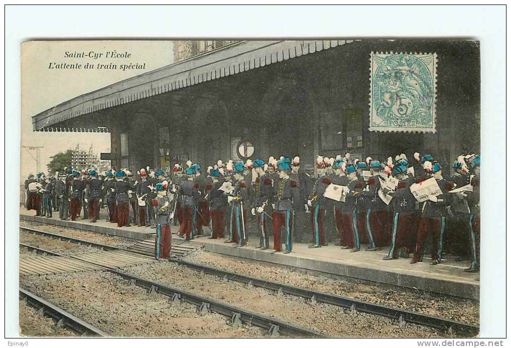 Br - 78 - SAINT CYR L'ECOLE - L'attente Du Train Spécial - Fanfare - Militaire - - St. Cyr L'Ecole