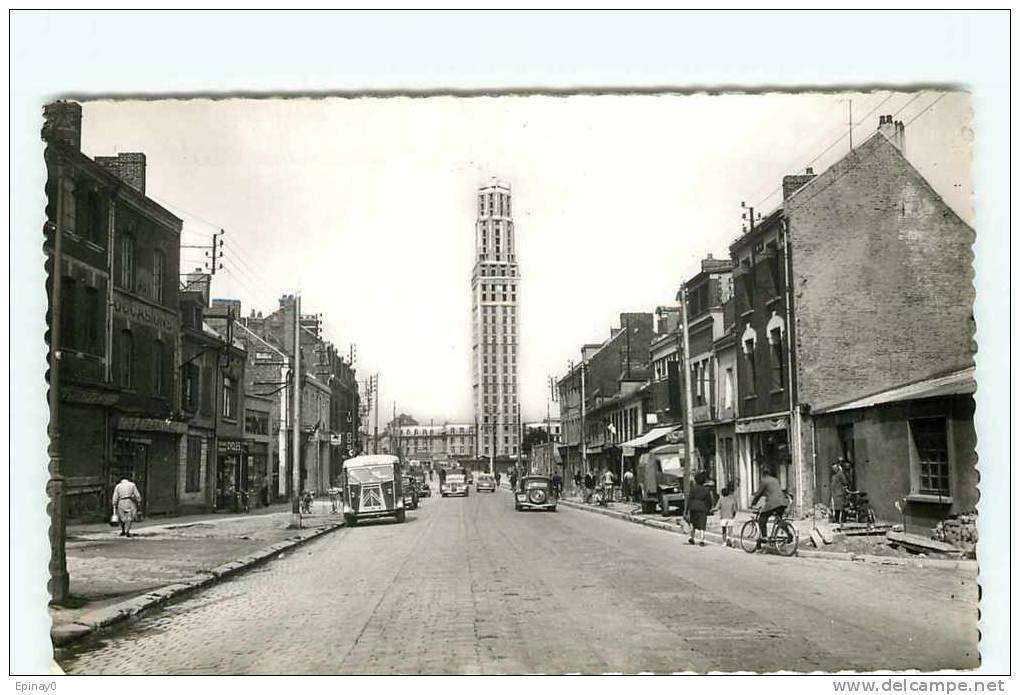 B - 80 - AMIENS - La Rue Jules Barni Et La Tour Perret - Camion Citroen - Voiture - - Amiens