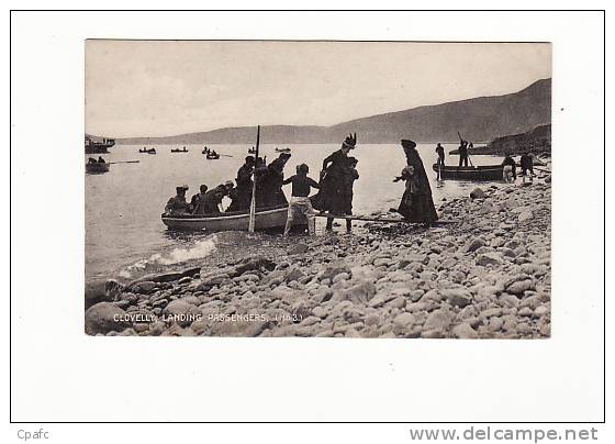 Clovelly, Landing Passengers (N°3) - Clovelly