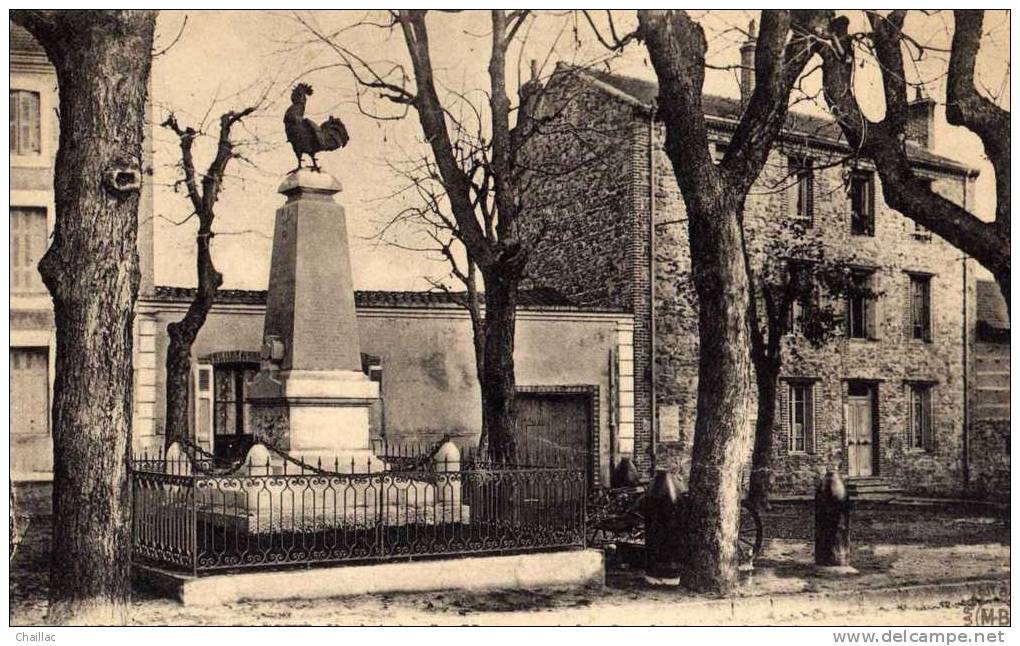 BAS EN BASSET   Le Monument Des Combattants - Autres & Non Classés