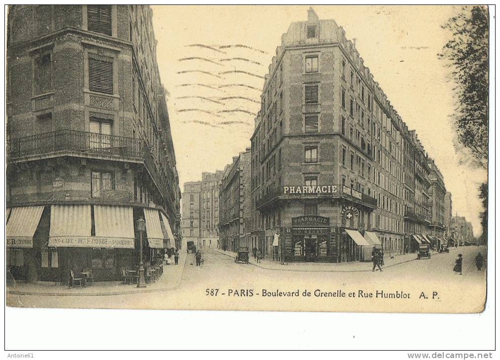 PARIS --Boulevard De Grenelle  Et La Rue Humblot - District 15