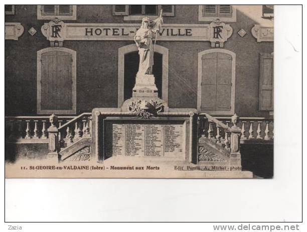 38.449/ ST GEOIRE EN VALDAINE - Monument Aux Morts - Saint-Geoire-en-Valdaine