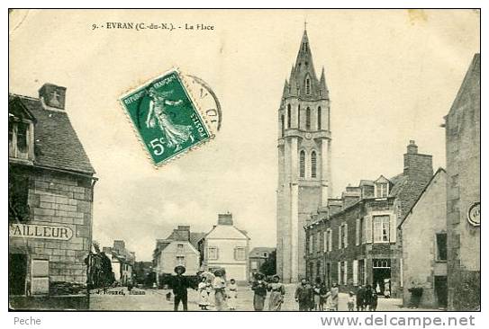 N°16714 -cpa Evran -la Place- - Evran