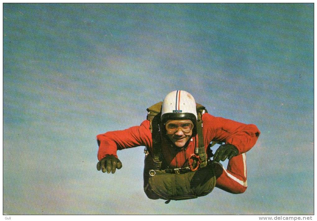 Aviation > Parachutisme Sportif  (sport Parachute) - En Chute Libre à Deux Cents Kilomètre/heure *PRIX FIXE - Paracaidismo