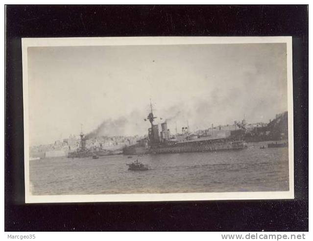 Photo Format 8,6 X 13,8 Cms H.M.S. Iron Duke & H.M.S. Ajay  At Malta , Malte  Bateaux De Guerre - Malta