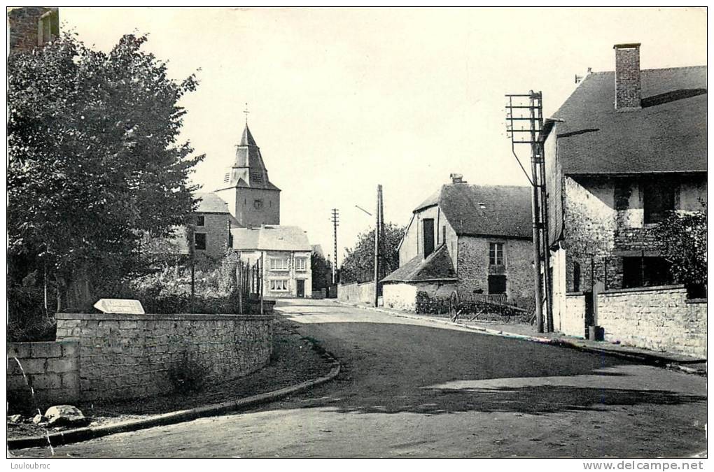 SAINTE CECILE SUR SEMOIS LE CARREFOUR - Florenville