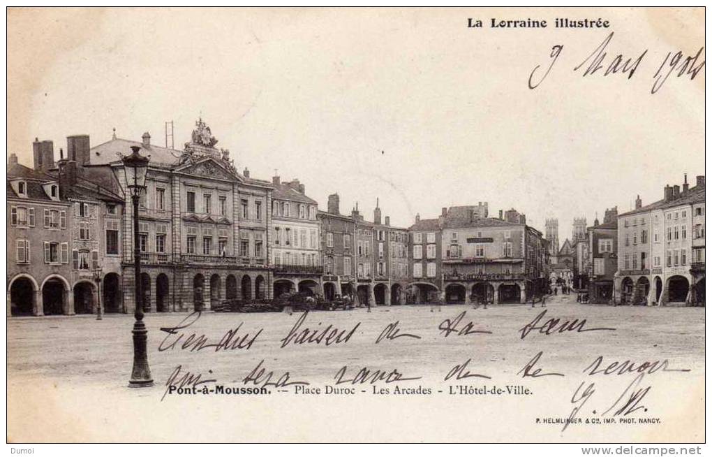 PONT à MOUSSON  -  Place Duroc - Les Arcades - L´ Hotel De Ville - Pont A Mousson