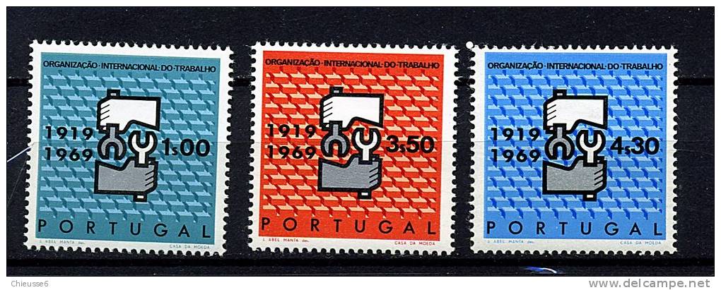 Portugal  ** N° 1057 à 1059  - Cinquantenaire De L´O.I.T. - Unused Stamps