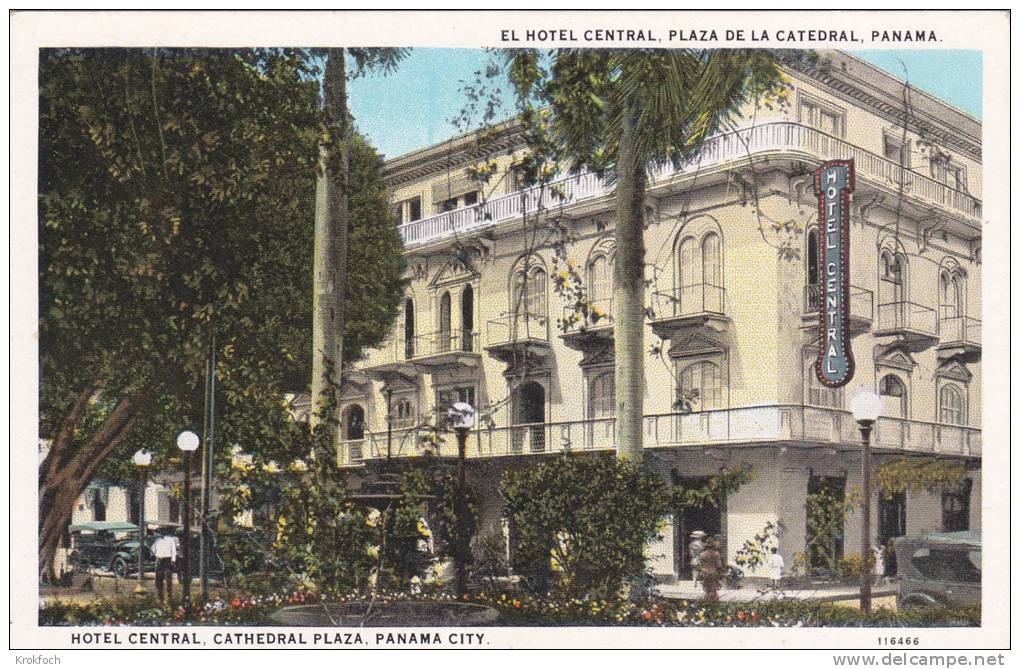 Panama City - El Hotel Central - Plaza De La Catedral - Panama