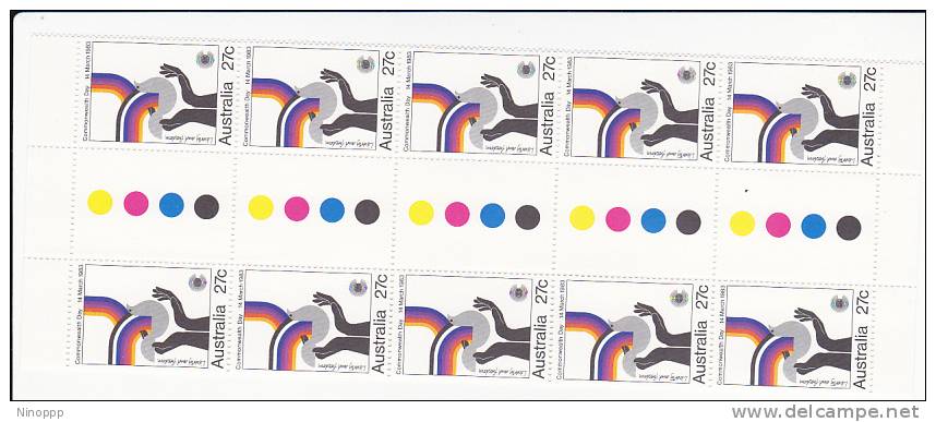 Australia-1983 Commonwealth Day 27c Libertyand Freedom Gutter Strip  MNH - Blocs - Feuillets