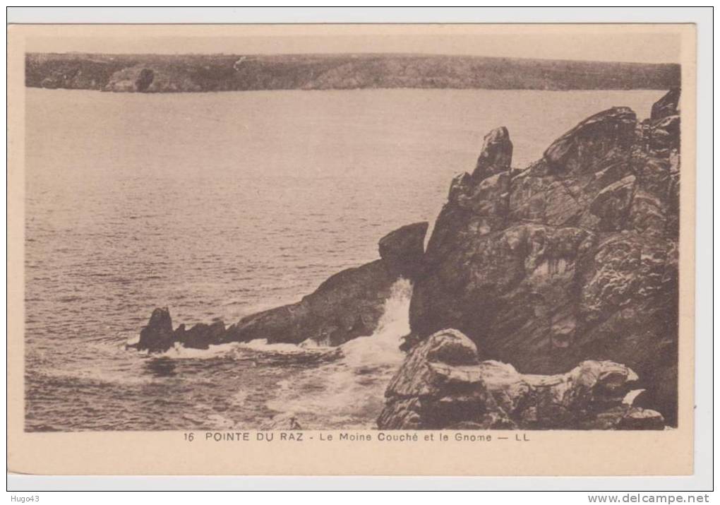 POINTE DU RAZ - LE MOINE COUCHE ET LE GNOME - Ile De Sein