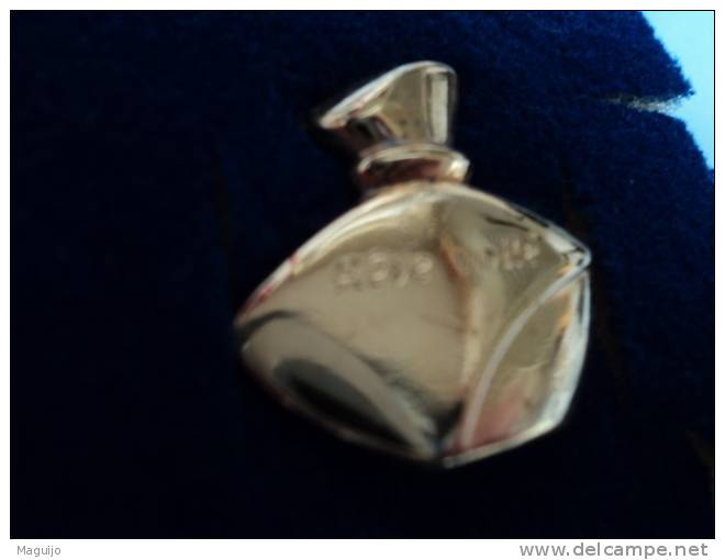 AVON PIN´S /BROCHE "REVE VOILE" + BOITE  LIRE !!! - Miniaturen Flesjes Dame (met Doos)