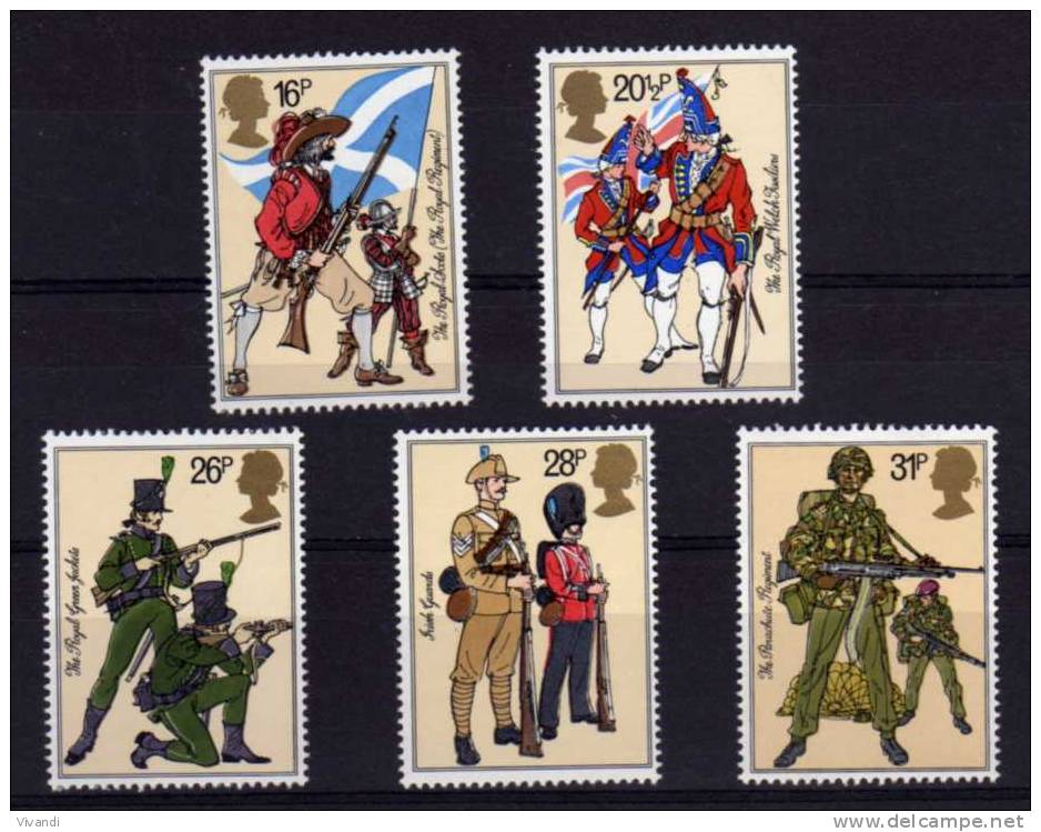 Great Britain - 1983 - British Army Uniforms - MNH - Unused Stamps