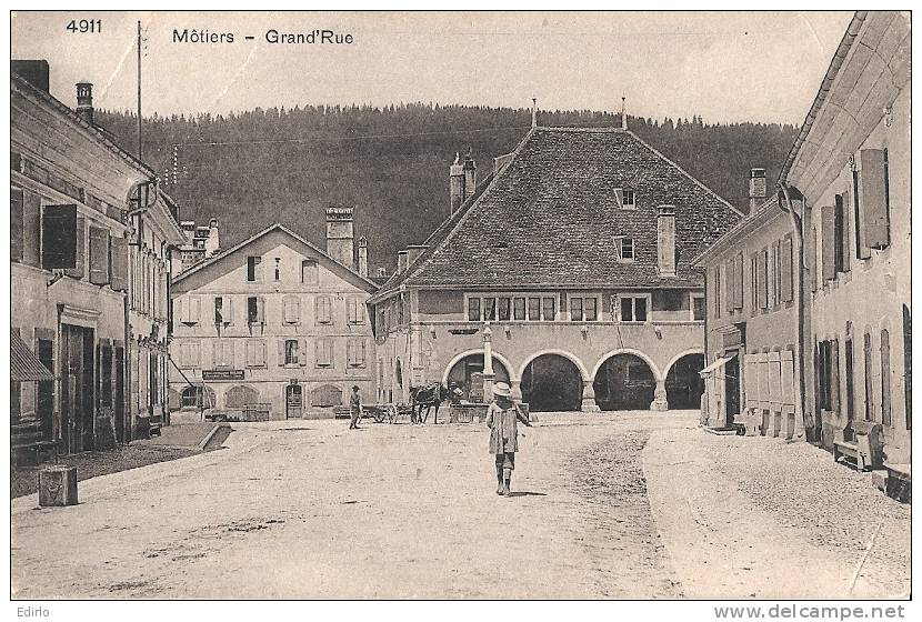 MOTIERS Grand Rue  - Plis D'angle - Môtiers 