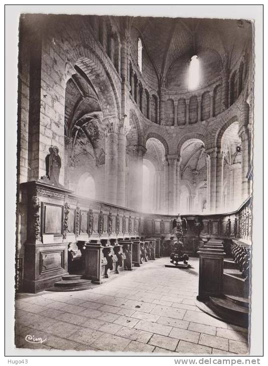 SAINT JOUIN DE MARNES - STALLES DE L'EGLISE ABBATIALE - Saint Jouin De Marnes