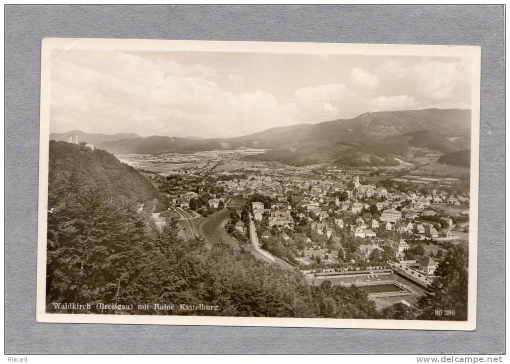 24926     Germania,    Waldkirch (Breisgau)  Mit  Ruine  Kastelburg,  VG  1954 - Waldkirch