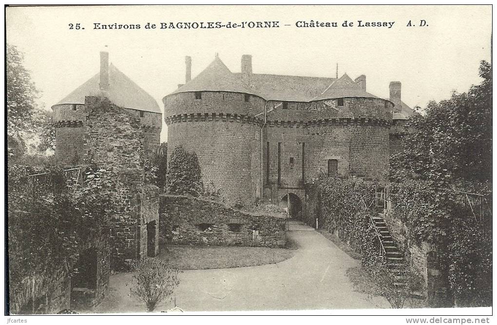 53 - LASSAY - Environs De Bagnoles-de-L'Orne -  Château De Lassay - Lassay Les Chateaux