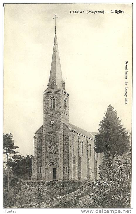 53 - LASSAY -L' Eglise - Lassay Les Chateaux