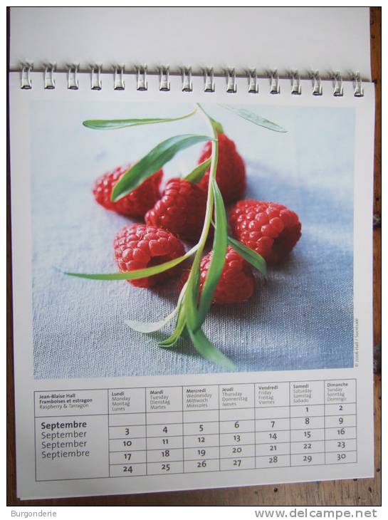 TRES JOLI CALENDRIER CHEVALET / SAVEURS / 2007 / EDITIONS DU DESASTRE - Petit Format : 2001-...