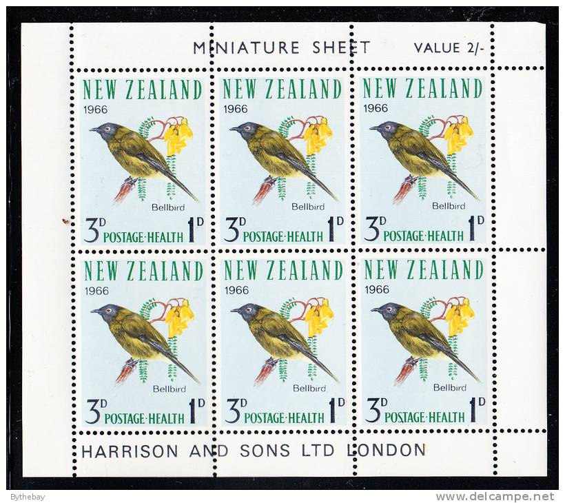 New Zealand Scott #B71a MH Miniature Sheet Of 6 Health Stamps: Bellbird - Neufs