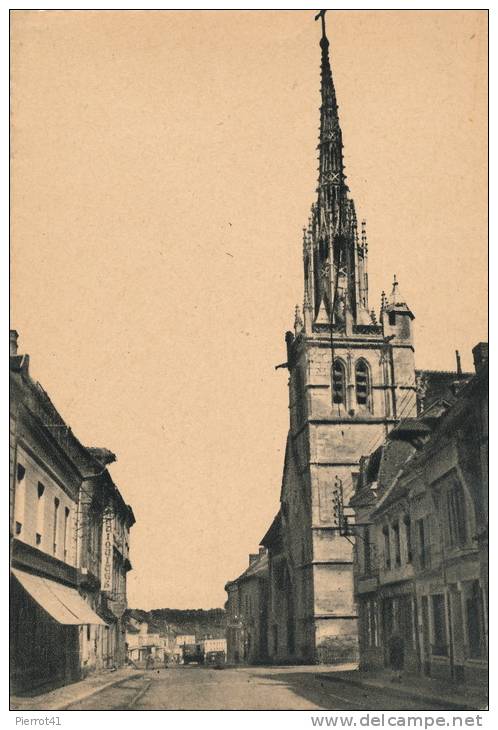 CONCHES - L'Église Et Rue Sainte Foy - Conches-en-Ouche