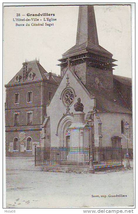 60.GRANDVILLIERS. L'HOTEL DE VILLE. L'EGLISE . Buste Du GENERAL SAGET. - Grandvilliers