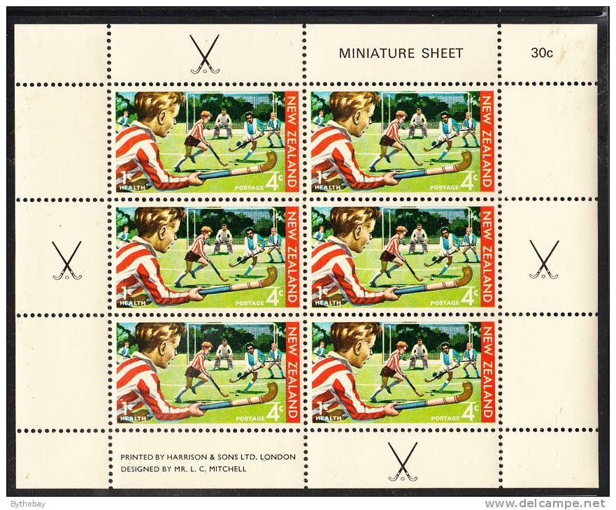 New Zealand Scott #B83a MH Miniature Sheet Of 6: Boys Playing Field Hockey - Nuevos