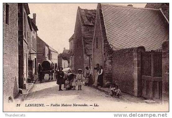 CPA 14  CALCADOS CAEN ** LANGRUNE VIEILLES MAISONS NORMANDES - Caen