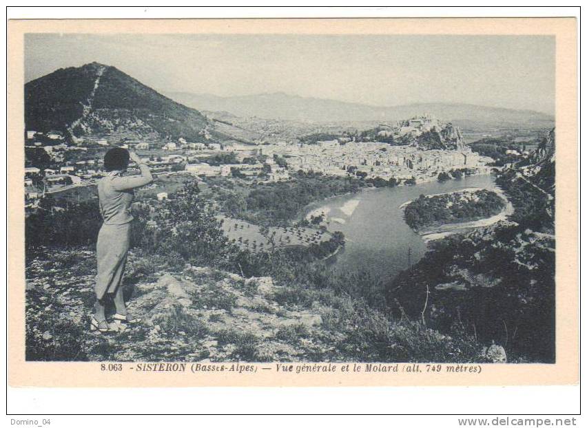 Cpa Du04-SISTERON-  Vue Générale Et Le Molard - Sisteron