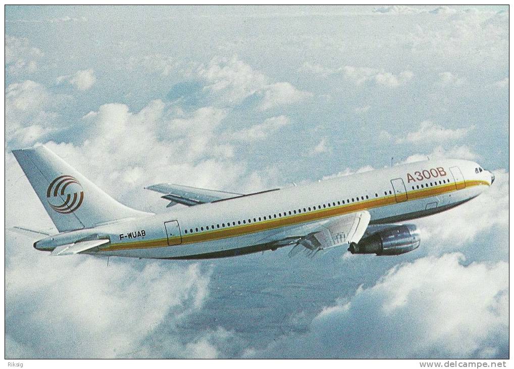 Airbus- A300B.  B-495 - 1946-....: Era Moderna