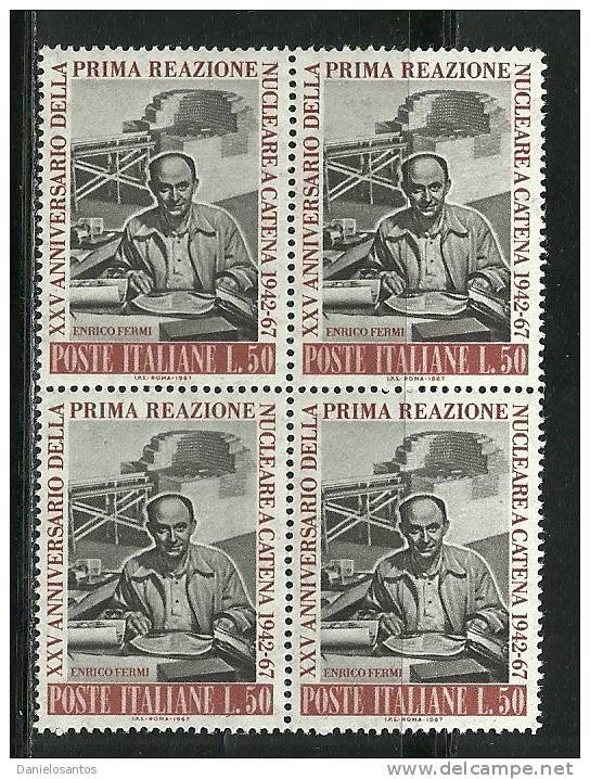 Italy Italia 1967  25 Th Anniversary Of 1st Atomic Chain Reaction Enrico Ferne Chicago Block Of 4 MNH - Atom