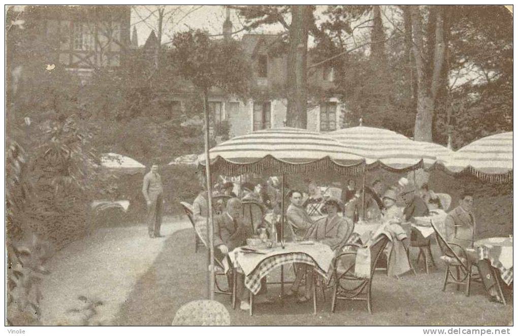 Calvados : Réf : B-12-915 : Deauville Pension De Famille La Joyeuse Av De La République - Deauville