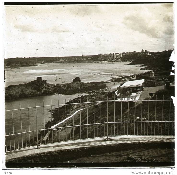 3 Plaques Verre Stéréo SUPERBES En 1910 Du 35 St Servan Solidor Le Canot Sauvetage St Lunaire Plage Le Décollé B2- 19 - Plaques De Verre