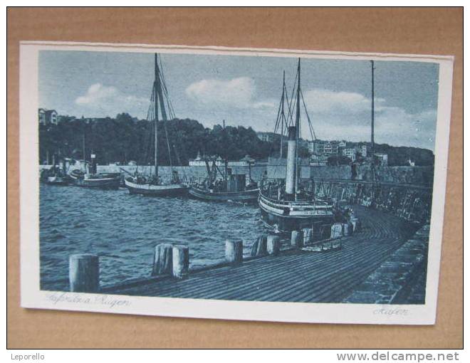 AK SASSNITZ Hafen Ca.1920  //  Q8138 - Sassnitz