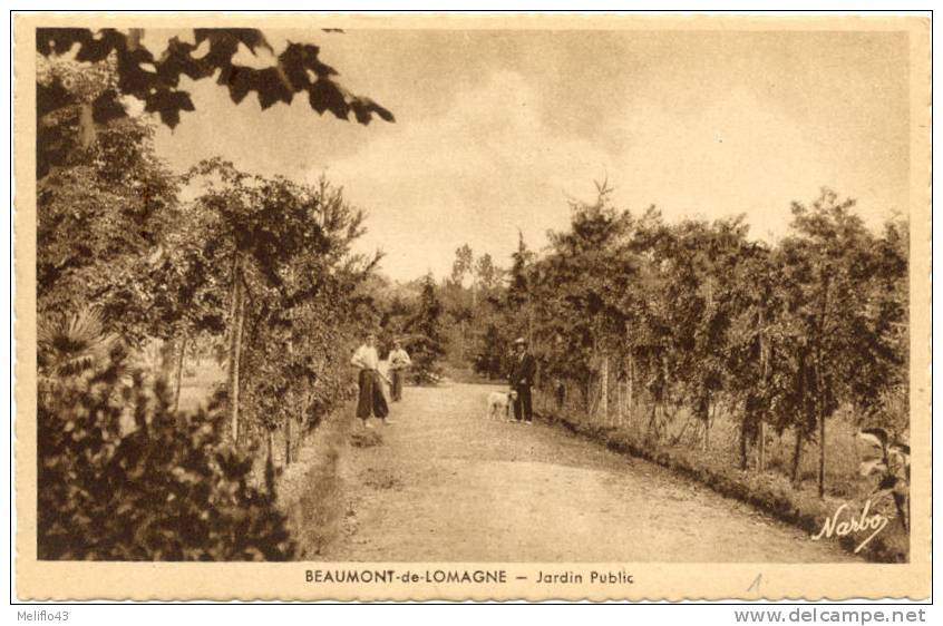 82/CPA A  - Beaumont De Lomagne - Jardin Public - Beaumont De Lomagne