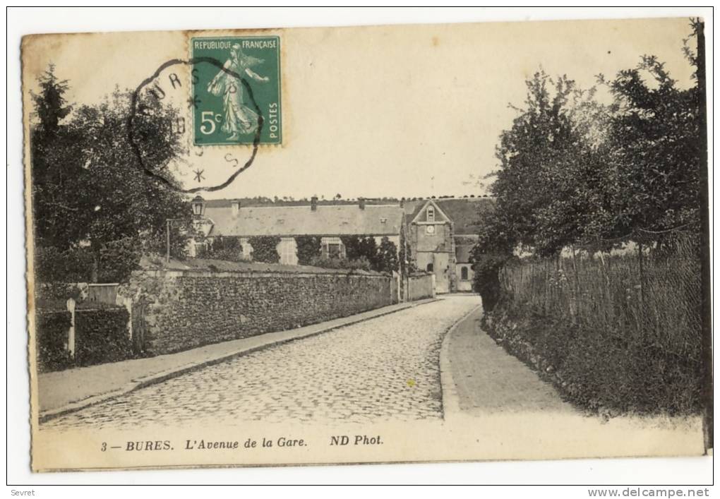 BURES. - L'Avenue De La Gare - Bures Sur Yvette