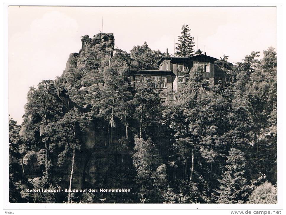 D2719    JONSDORF : Baude Auf Den Nonnenfelsen - Jonsdorf