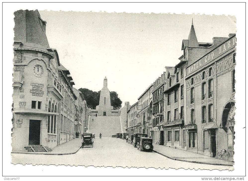 Verdun (55) :  Hôtel Du Coq Avenue De La Victoire En 1945 (animée) PHOTO VERITABLE. - Verdun