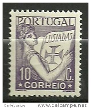 Portugal 1931 Lusíadas Portugal Holding Volume Of Lusiads MH - Writers