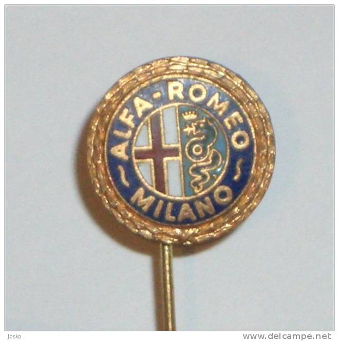 ALFA ROMEO ( Large Enamel Pin ) * Badge Italy Italia Car Automobile Auto Automovil Cars Automobiles Autos - Alfa Romeo