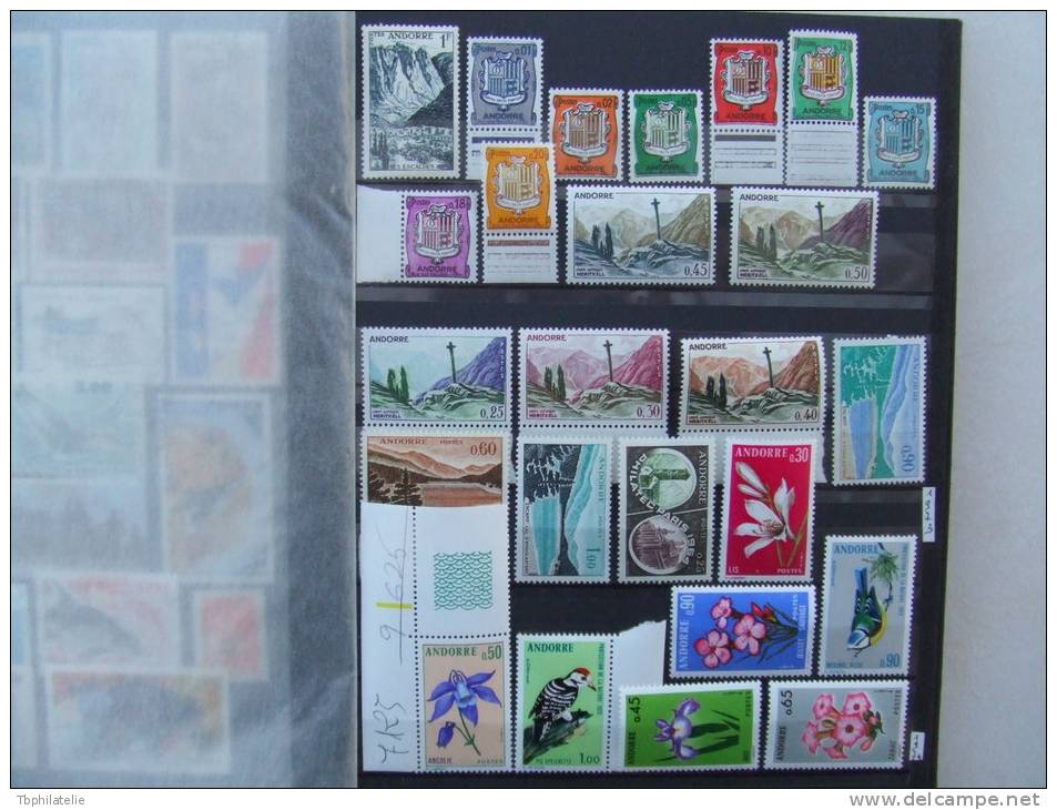 VEND TRES BEAU LOT DE TIMBRES D ' ANDORRE FRANCAIS , NEUFS LUXE , SERIES COMPLETES !!!! - Collections