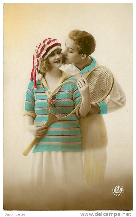 10 CPA Couple : Tennis , Baisers , Cartes Individuelles - 10 Scans - Couples